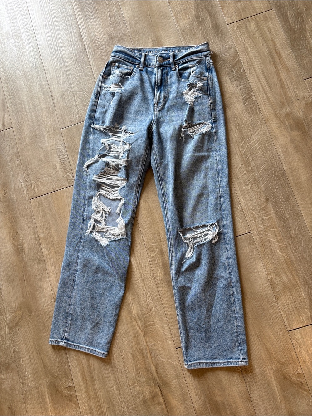 American Eagle High-Rise Distressed Denim Jeans Size 00 Regular 24W 27L